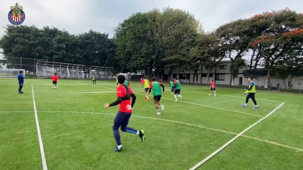 Pressing and possession drills as Chivas' preseason continues